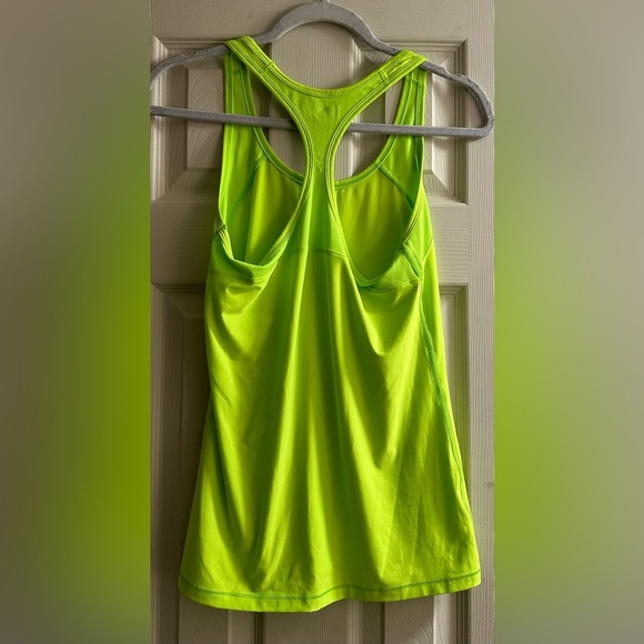 Under Armour Neon Green Tank Top - Picture 4 of 4